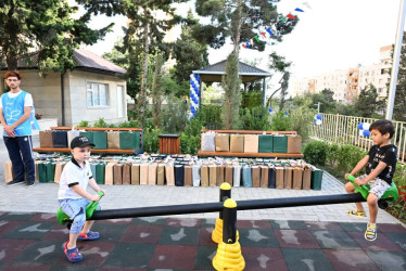 “Bizim həyət” layihəsi çərçivəsində yenilənmiş növbəti həyət sakinlərin istifadəsinə verilib