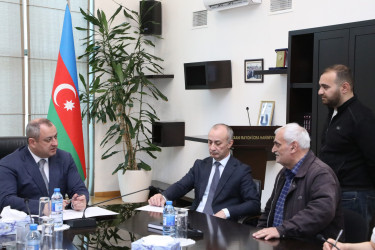 Aprelin 20-də Suraxanı Rayon İcra Hakimiyyətinin başçısı Adil Əliyev Rayon İcra Hakimiyyətində növbəti vətəndaş qəbulu keçirib