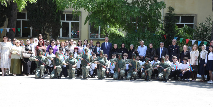 28 May – Müstəqillik Günü münasibətilə Suraxanı rayonunda A.Səfərov adına 114 №-li, D.Məmmədzadə adına 232 №-li və 279 №-li tam orta ümumtəhsil müəssisələrində tədbirlər təşkil olunub.