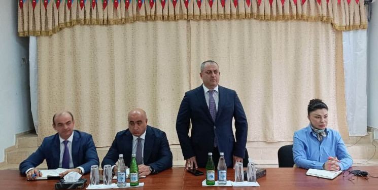 Suraxanıda vətəndaşlarla növbəti səyyar qəbul keçirilib Suraxanı Rayon İcra Hakimiyyətinin başçısı Adil Əliyevin vətəndaşlarla növbəti səyyar görüşü avqustun 24-də Hövsan qəsəbəsində yerləşən 196 saylı tam orta ümumtəhsil məktəbində keçirilib