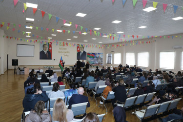 Suraxanı Rayon İcra Hakimiyyətinin başçısı Adil Əliyevin sakinlərlə növbəti səyyar görüşü Əmircan qəsəbəsində baş tutub