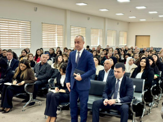 Suraxanı Rayon İcra Hakimiyyətinin başçısı Adil Əliyevin vətəndaşlarla növbəti səyyar görüşü fevralın 24-də Hövsan qəsəbəsi, 172 saylı tam orta ümumtəhsil məktəbində keçirilib