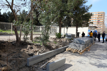 Suraxanı Rayon İcra Hakimiyyətinin başçısı Adil Əliyev Hövsan və Qaraçuxur qəsəbələrində aparılan genişmiqyaslı abadlıq-quruculuq işlərinin gedişatı ilə tanış olub