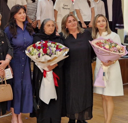 İyunun 10-da “İnsan Hüquqları Aylığı” çərçivəsində Suraxanı rayon İcra Hakimiyyətinin təşəbbüsü, Hövsan Bələdiyyəsində “Gender məsələləri və məişət zorakılığı ilə mübarizəyə dair komissiyası”nın və 281 nömrəli tam orta ümumtəhsil məktəbinin birgə təşkilatçılığı ilə “Telefon və internet asılılığının fəsadları” mövzusunda maarifləndirici tədbir keçirilib
