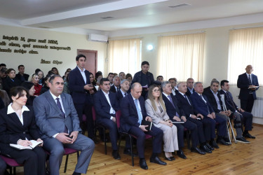 Suraxanı Rayon İcra Hakimiyyətinin başçısı Adil Əliyevin vətəndaşlarla növbəti səyyar görüşü mayın 6-da Qaraçuxur qəsəbəsi, Yeni Günəşli yaşayış sahəsində yerləşən 290 saylı tam orta ümumtəhsil məktəbində keçirilib.