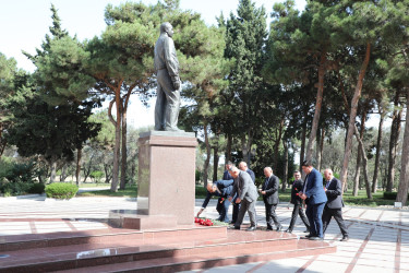 Konstitusiya və Suverenlik İli: Müəllimlərin missiyası və rolu” adlı tədbir keçirildi