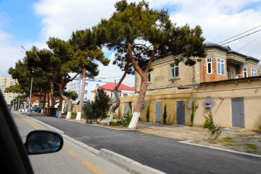 Suraxanı Rayon İcra Hakimiyyətinin başçısı Adil Əliyev Hövsan və Qaraçuxur qəsəbələrində aparılan genişmiqyaslı abadlıq-quruculuq işlərinin gedişatı ilə tanış olub