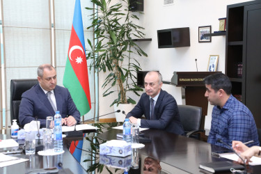 Aprelin 20-də Suraxanı Rayon İcra Hakimiyyətinin başçısı Adil Əliyev Rayon İcra Hakimiyyətində növbəti vətəndaş qəbulu keçirib