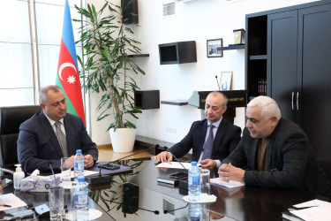 Aprelin 27-də Suraxanı Rayon İcra Hakimiyyətinin başçısı Adil Əliyev Rayon İcra Hakimiyyətində növbəti vətəndaş qəbulu keçirib