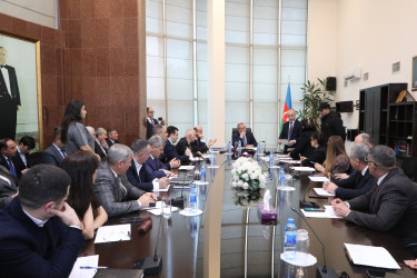 Fevralın 16-da Suraxanı Rayon İcra Hakimiyyətinin başçısı Adil Əliyev Rayon İcra Hakimiyyətində növbəti vətəndaş qəbulu keçirib