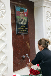 Qeyd edək ki, aprelin 25-də Suraxanı Rayon İcra Hakimiyyətinin təşkilatçılığı ilə Hövsan qəsəbəsi, Rüfət Abdullayev küçəsi məhəllə 14/15 ünvanda yeni təmir olunmuş məhəllənin açılışı olub