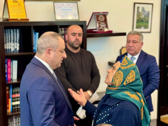 Oktyabrın 20-də Suraxanı Rayon İcra Hakimiyyətinin başçısı Adil Əliyev Rayon İcra Hakimiyyətində növbəti vətəndaş qəbulu keçirib