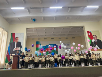 Sentyabrın 15-də “Bilik Günü”nə həsr olunmuş tədbirlərdə Rayon İcra Hakimiyyətinin məsul  əməkdaşları iştirak edərək Rayon İcra Hakimiyyəti başçısının təbriklərini çatdırıblar