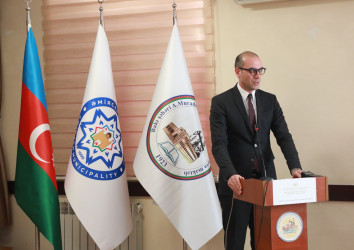 Martın 5-də Suraxanı Rayon İcra Hakimiyyətinin təşəbbüsü, Əmircan Bələdiyyəsində “Gender məsələləri və məişət zorakılığı ilə mübarizəyə dair komissiya”nın və A.Muradov adına 84 saylı tam orta ümumtəhsil məktəbinin birgə təşkilatçılığı ilə “Emosiyaların idarə edilməsi və aqressiyanın qarşısının alınması” adlı tədbir təşkil olunub