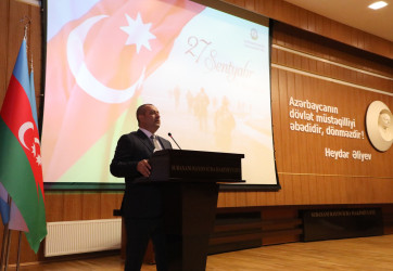 Suraxanı Rayon İcra Hakimiyyətinin təşkilatçılığı ilə 27 sentyabr Anım Günü münasibətilə tədbir keçirilib