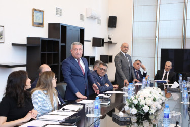 Oktyabrın 27-də Suraxanı Rayon İcra Hakimiyyətinin başçısı Adil Əliyev Rayon İcra Hakimiyyətində növbəti vətəndaş qəbulu keçirib