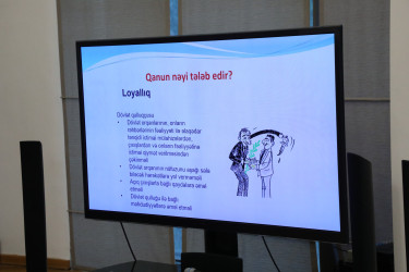 Fevralın 24-də Suraxanı Rayon İcra Hakimiyyətində “Dövlət qulluğunda korrupsiyaya qarşı mübarizə və etik davranış qaydalarının praktiki tətbiqi məsələləri” mövzusunda təlim təşkil olunub