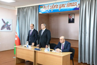 Suraxanı Rayon İcra Hakimiyyətinin başçısı Adil Əliyevin vətəndaşlarla növbəti səyyar görüşü oktyabrın 21-də Zığ qəsəbəsi, Dədə Qorqud yaşayış sahəsində 315, Hövsan qəsəbəsində isə 118 saylı tam orta ümumtəhsil məktəblərində keçirilib