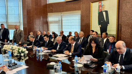 Oktyabrın 20-də Suraxanı Rayon İcra Hakimiyyətinin başçısı Adil Əliyev Rayon İcra Hakimiyyətində növbəti vətəndaş qəbulu keçirib