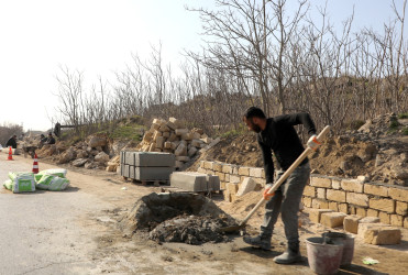 Suraxanı rayonunda aparılan abadlıq və təmir-bərpa işləri çərçivəsində rayonun bütün qəsəbələrində genişmiqyaslı tədbirlər həyata keçirilir