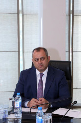İyulun 13-də Suraxanı Rayon İcra Hakimiyyətinin başçısı Adil Əliyev Rayon İcra Hakimiyyətində növbəti vətəndaş qəbulu keçirib