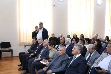 Sentyabrın 17-də Suraxanı Rayon İcra Hakimiyyətinin başçısı Adil Əliyev Yeni Suraxanı qəsəbəsində yerləşən 89 saylı tam orta məktəbdə sakinlərlə səyyar görüş keçirib