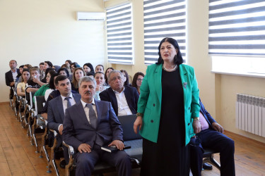 Suraxanı Rayon İcra Hakimiyyətinin başçısı Adil Əliyevin vətəndaşlarla növbəti səyyar görüşü iyunun 3-də Qaraçuxur qəsəbəsində yerləşən 275 saylı tam orta ümumtəhsil məktəbində keçirilib