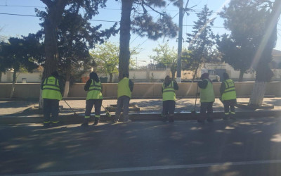 Mayın 9-da Bakı Şəhər İcra Hakimiyyətinin təşəbbüsü, Suraxanı Rayon İcra Hakimiyyətinin və Rayon Mənzil-Kommunal Təsərrüfatı Birliyinin birgə təşkilatçılığı ilə rayon ərazisində genişmiqyaslı ümumrayon iməciliyi keçirilib