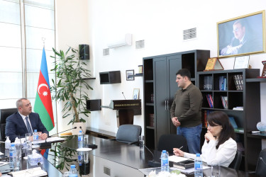 Aprelin 13-də Suraxanı Rayon İcra Hakimiyyətinin başçısı Adil Əliyev Rayon İcra Hakimiyyətində növbəti vətəndaş qəbulu keçirib